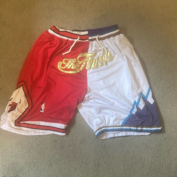 Large Just Don 1997 NBA Finals Shorts Bulls vs Jazz - Picture 1 of 7